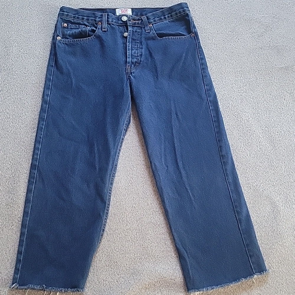 501 Levi's  Blue Straight Buttgn Jeans Classic Style Size 32